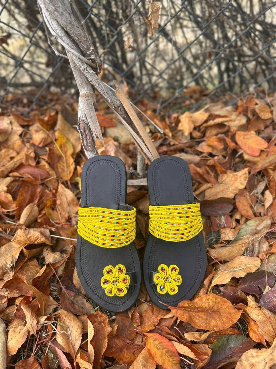 The Chanua Blossom Sandal | El Yapımı Papatya Sandalet